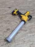 Pistol de silicon DeWalt DCE580