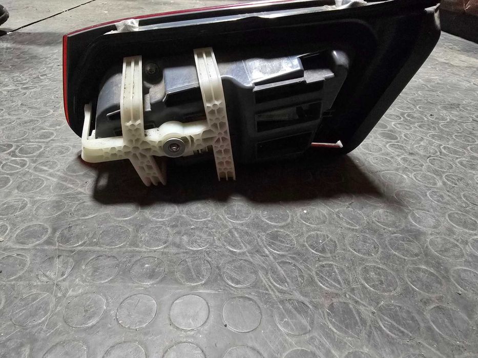 Десен външен стоп за Mercedes GLC X253