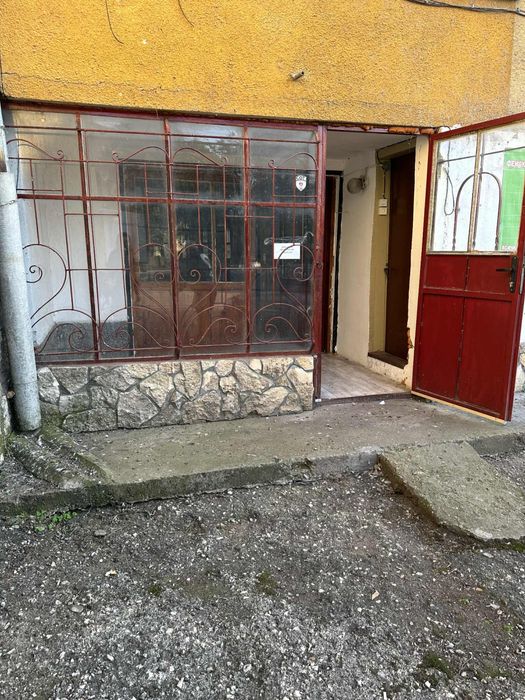 Отдавам под наем помещение 35 кв.м