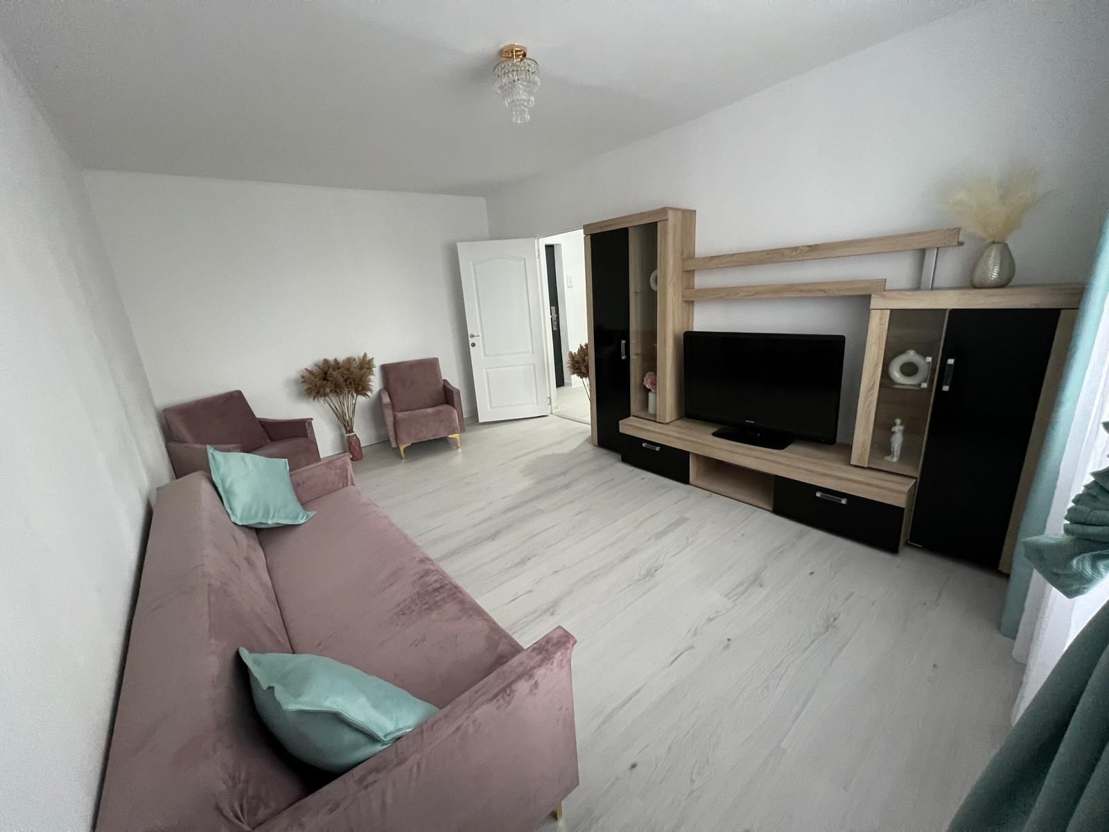 Apartament decomandat 2 camere