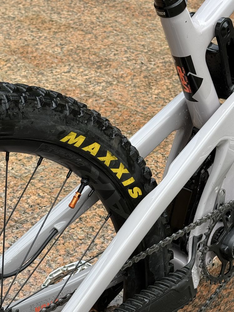 Santa Cruz Nomad 6 R kit cadru S mullet