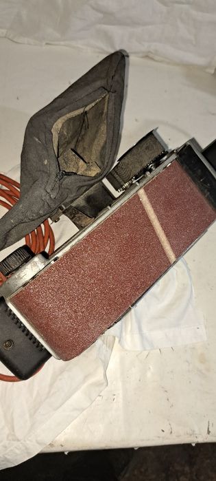 Masina slefuit cu banda Blach&Decker.Made in Germany.