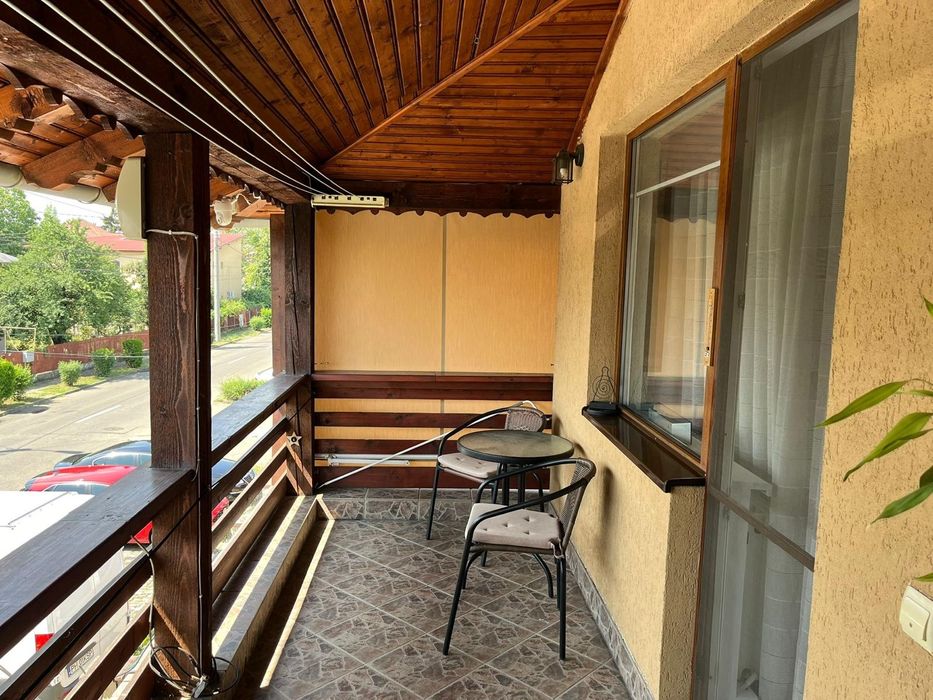 Vanzare casa central