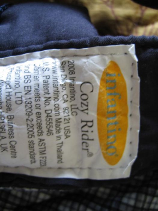 кенгуру за носене на бебе