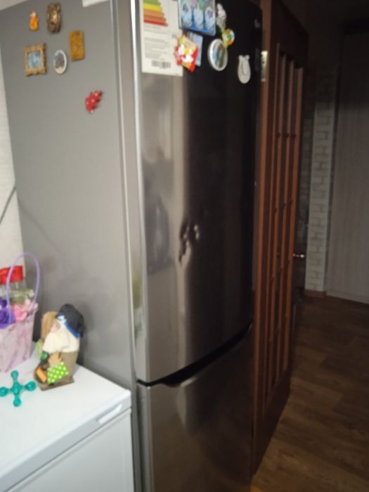 Продам холодильник