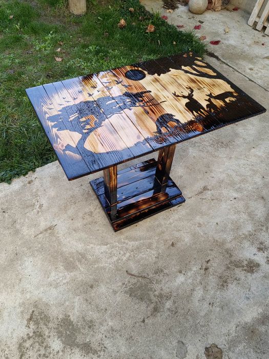 Декоративна маса