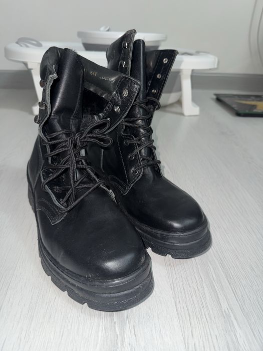 Продам Берцы новые