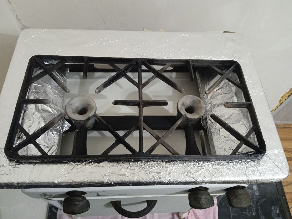 Газ плита продаётся в хорошем состоянии