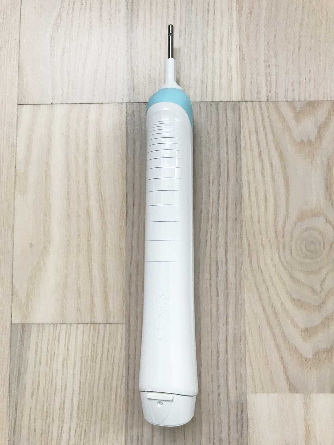 Електрическа четка за зъби Oral-B Professional Care 500