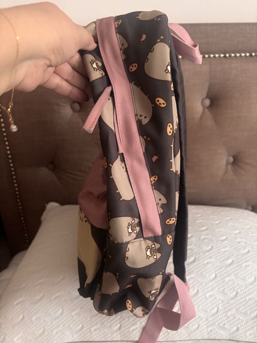 Ghiozdan Pusheen Reserved clasele 0-3