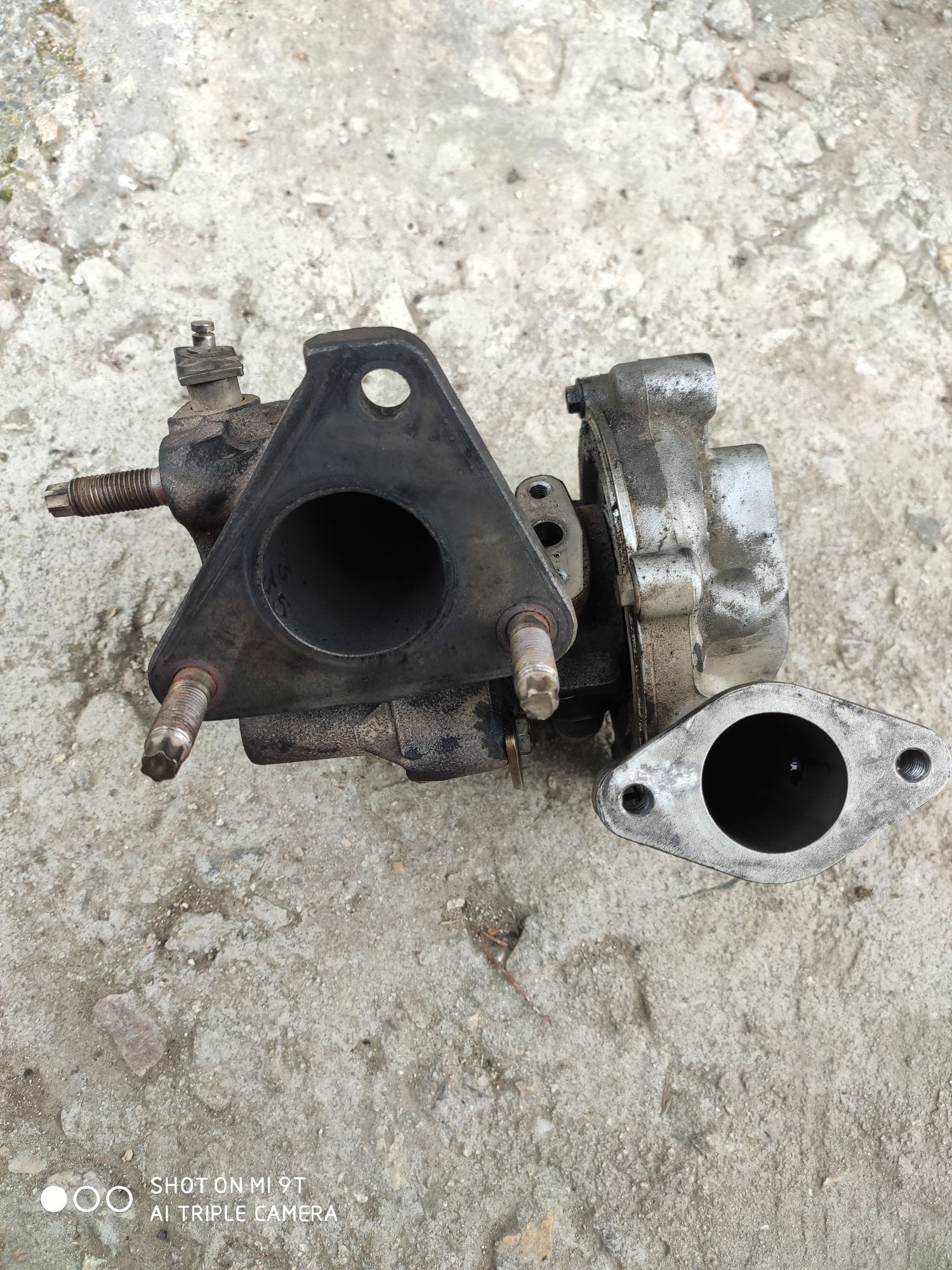 Турбо за Nissan 2.2dci