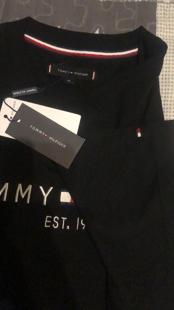 Tommy hilfiger тениска