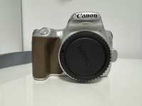 Canon 250D Argintiu