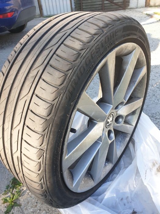 Anvelope  R18  225/40 BRIDGESTONE Turanza