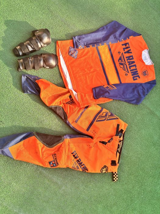 Детски екип 10-12 г