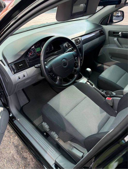 Gentra  3pzotsa Stayl Kraska toza 7000km probek lyuk abs  soat ful