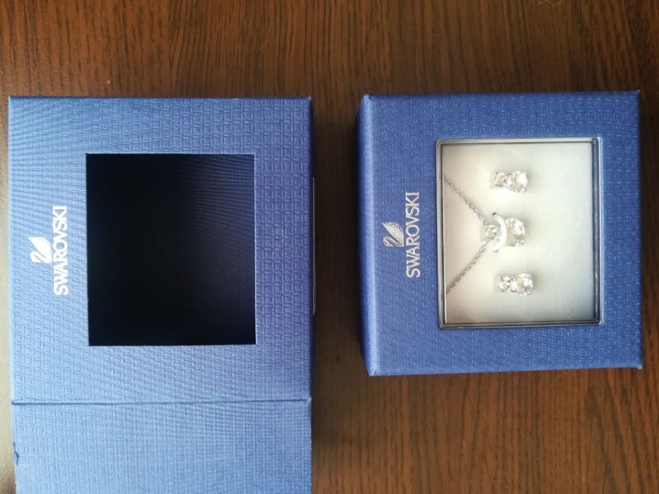 Оригинален комплект Swarovski