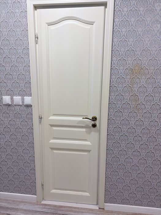 Продам межкомнат двери бук
