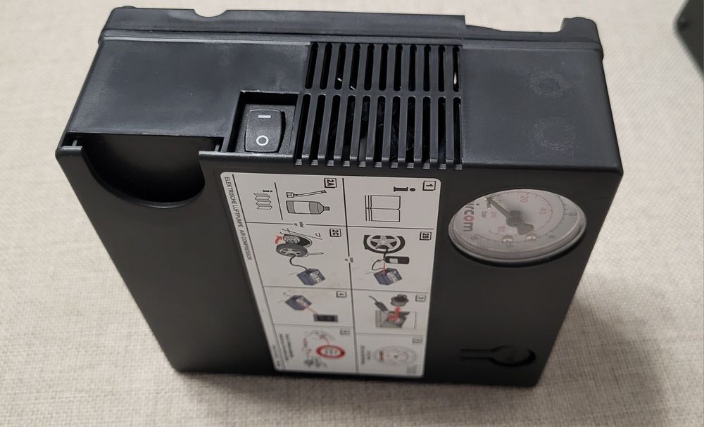 Compresor auto de 12 volti