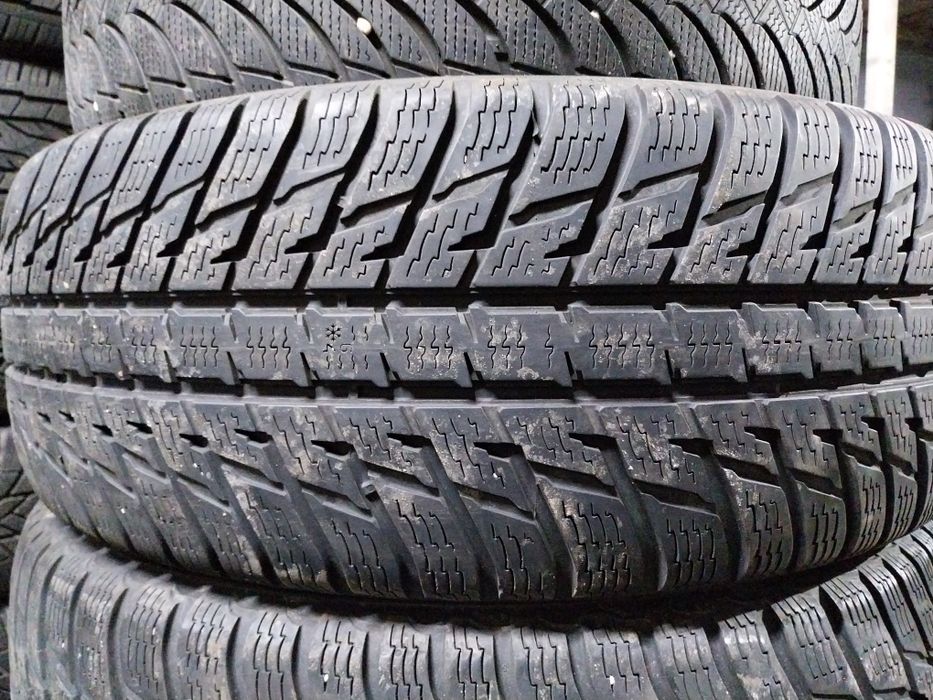Anvelope second iarna 235 55 R17 Nokian