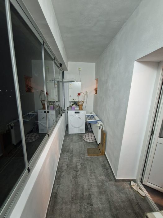 Apartament 3 camere la Vila