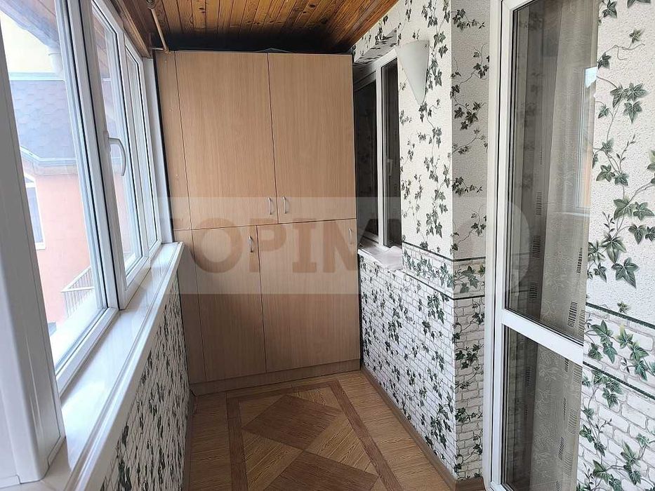 Тристаен апартамент под наем близо до централната част на Варна