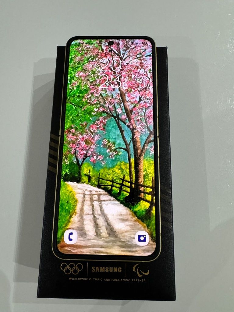 Vând Samsung galaxy zflip 6