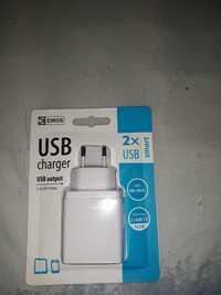 Universal USB adaptor 2,1A (10,5W) max., dual