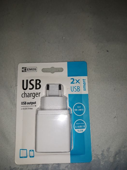 Universal USB adaptor 2,1A (10,5W) max., dual