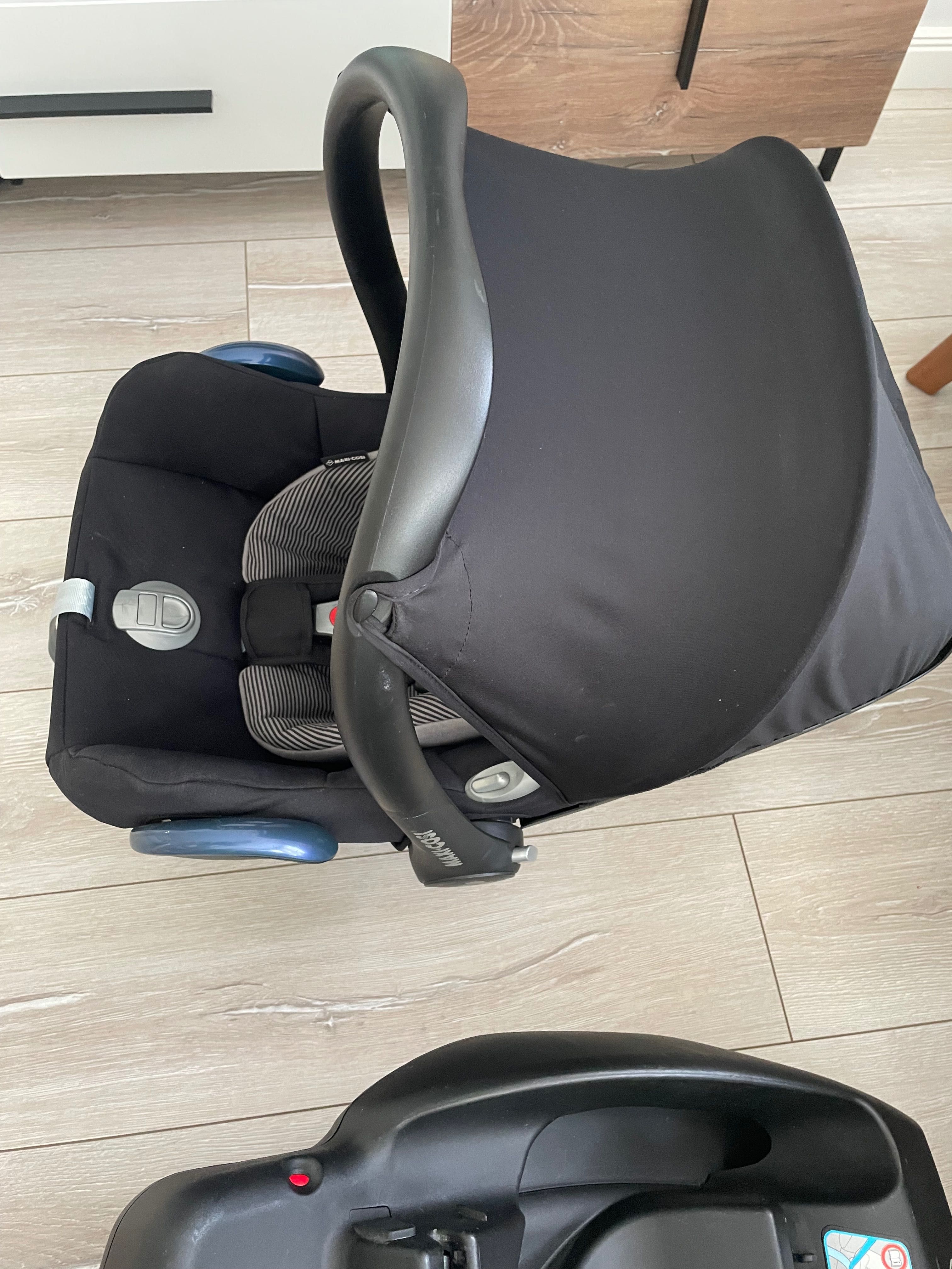 Maxi Cosi + isofix , бебешко столче за кола и основа