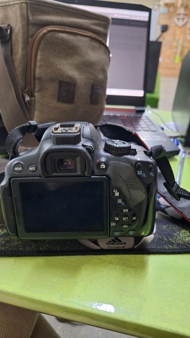 Продам фотоаппарат Canon