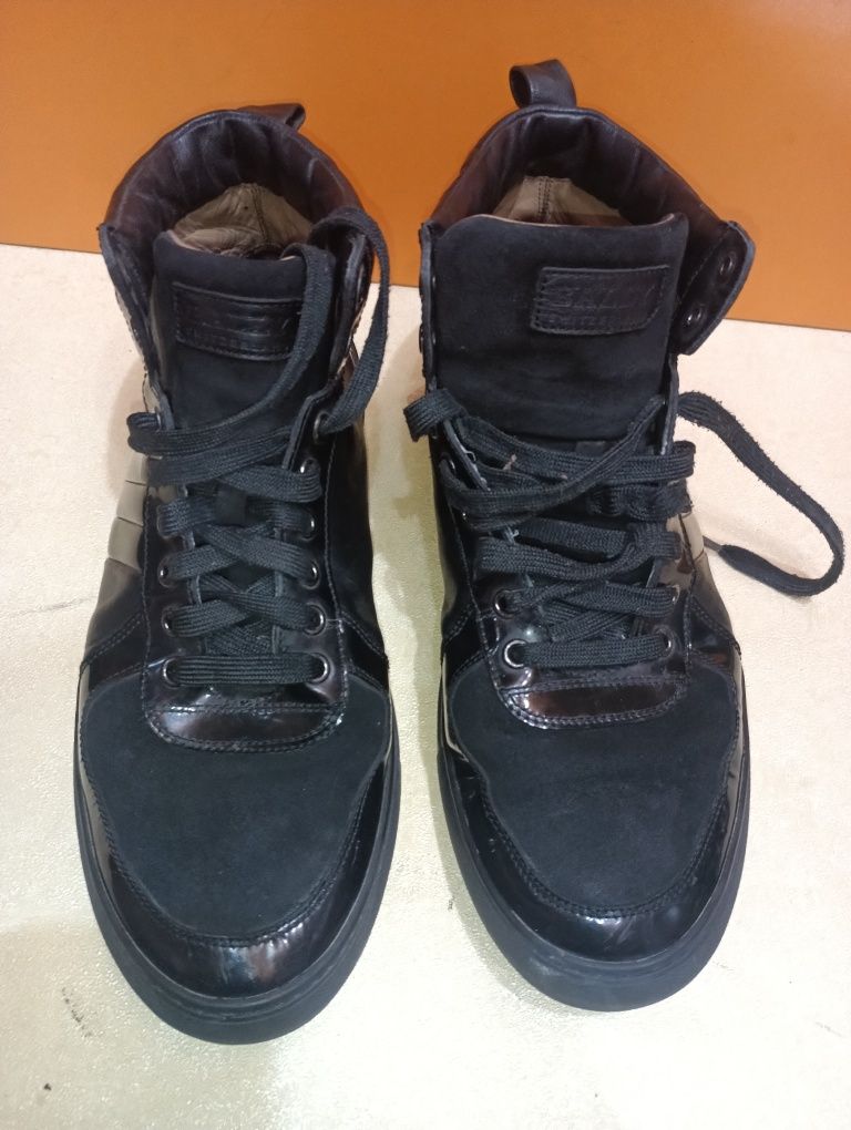 Bally кожени N 44,5 - 32 лв
