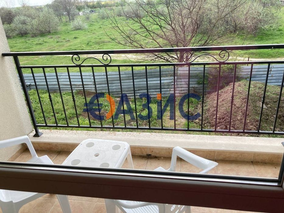 Продава се Двустаен апартамент в к.к. Слънчев бряг - 61 кв.м за 1279 €/кв.м - Снимка #2