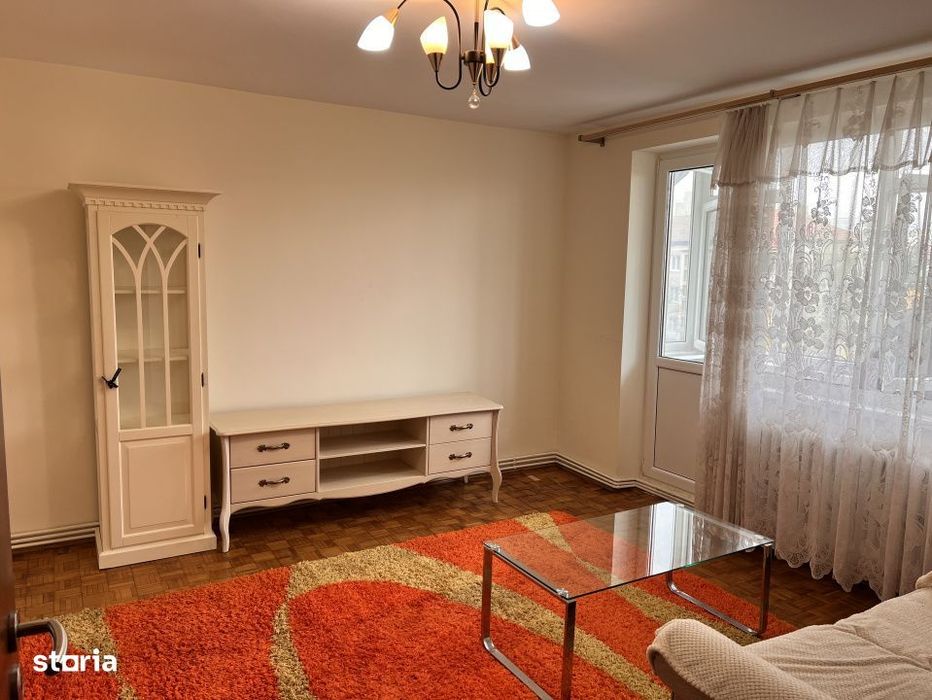 ap 4 camere str Luptei zona Cedonia  Mihai Viteazu