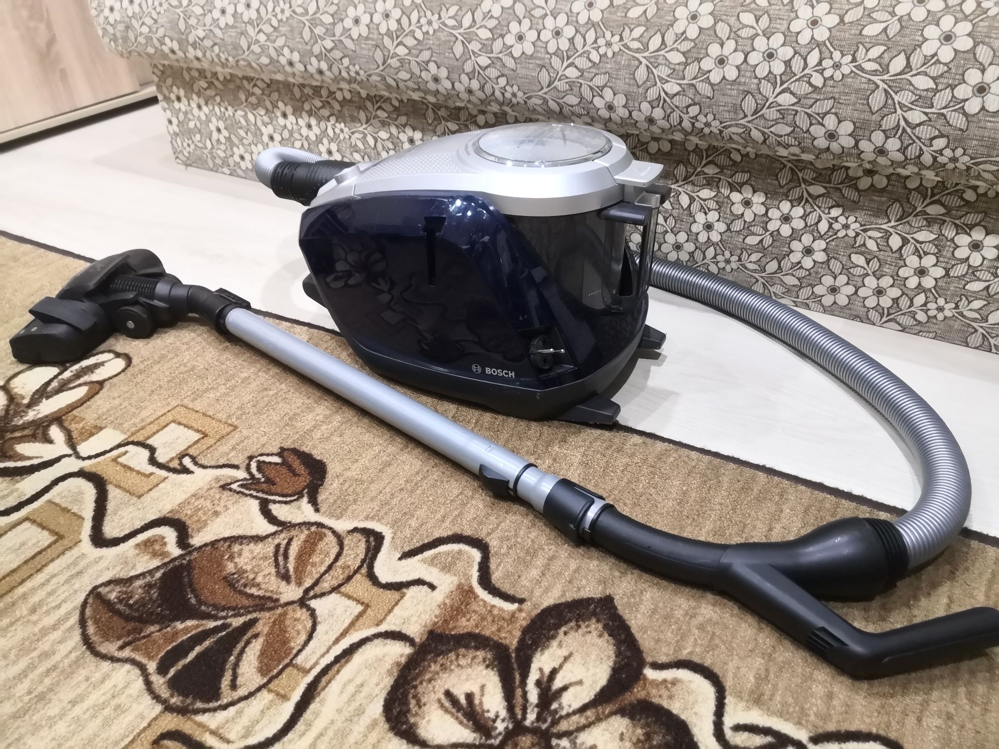 Прахосмукачка BOSCH Relaxx'x ProSilence plus