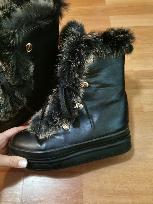 Боти естествен косъм