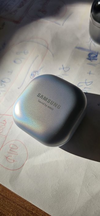 Samsung Galaxy buds pro silver