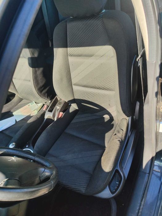 Peugeot 307 facelift на части пежо 307