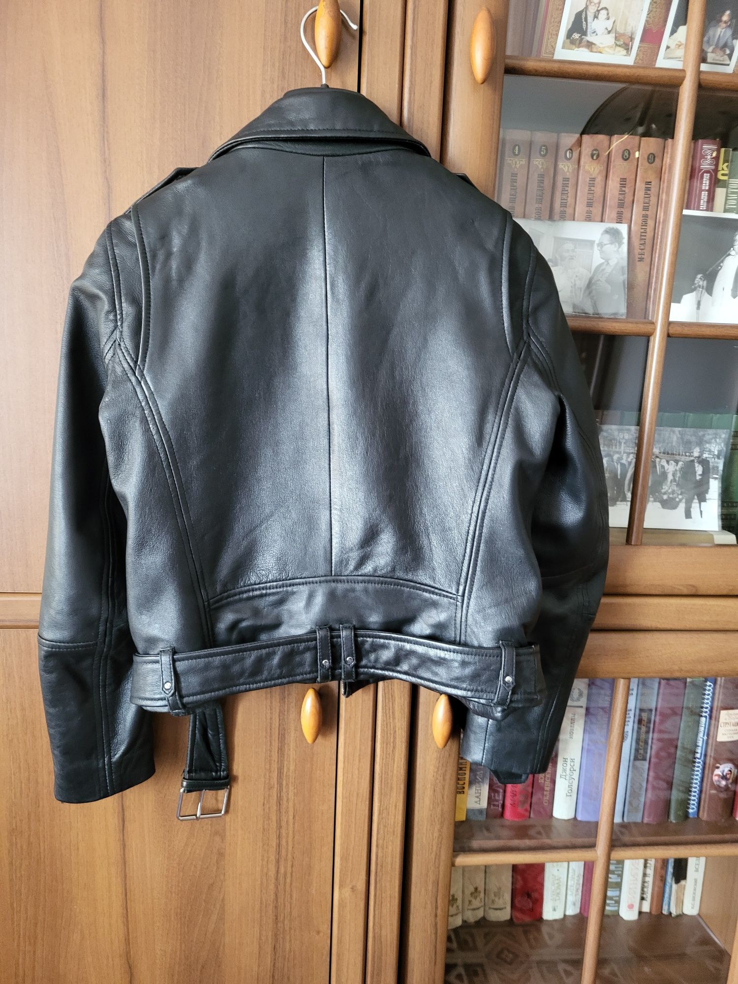 Натуральная кожаная куртка-косуха, Зара, размер М 25000тг