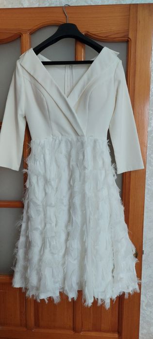 Платье б/у в отличном состоянии