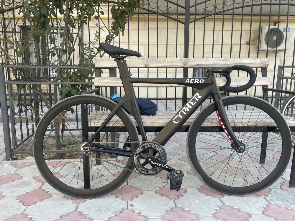 Fixed gear Cypher