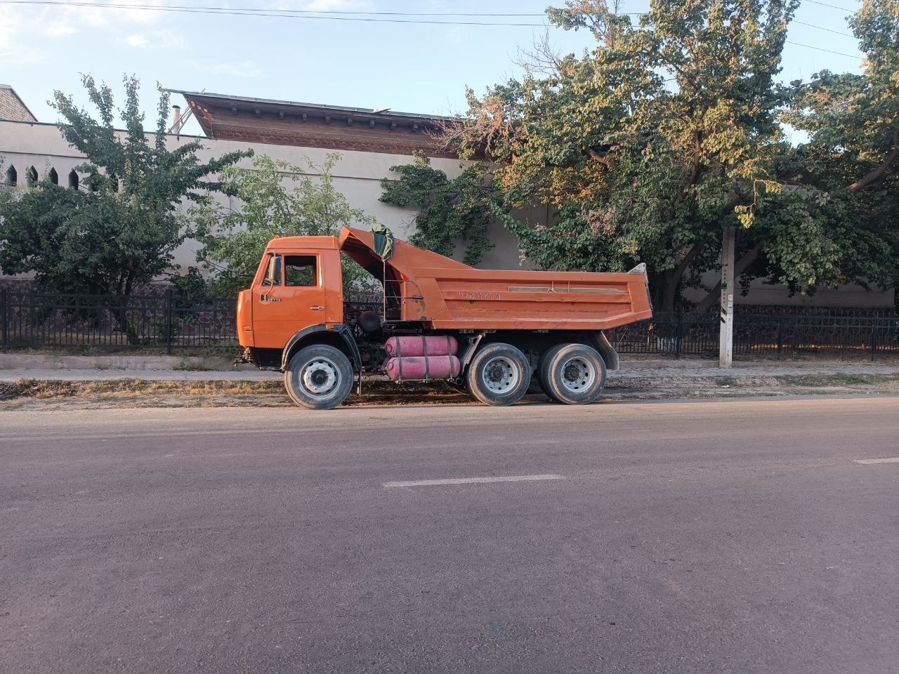 kamaz sotiladii 86 yili