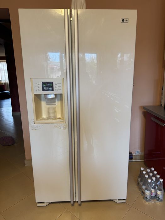 Frigider LG SIDE by Side