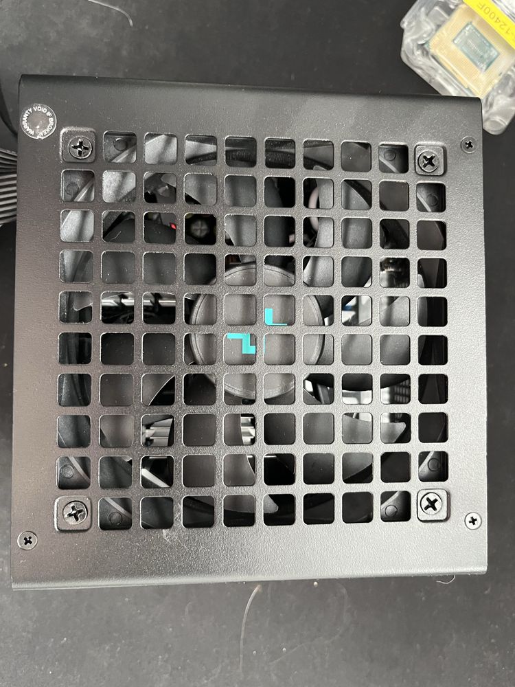 Продам блок питания DeepCool