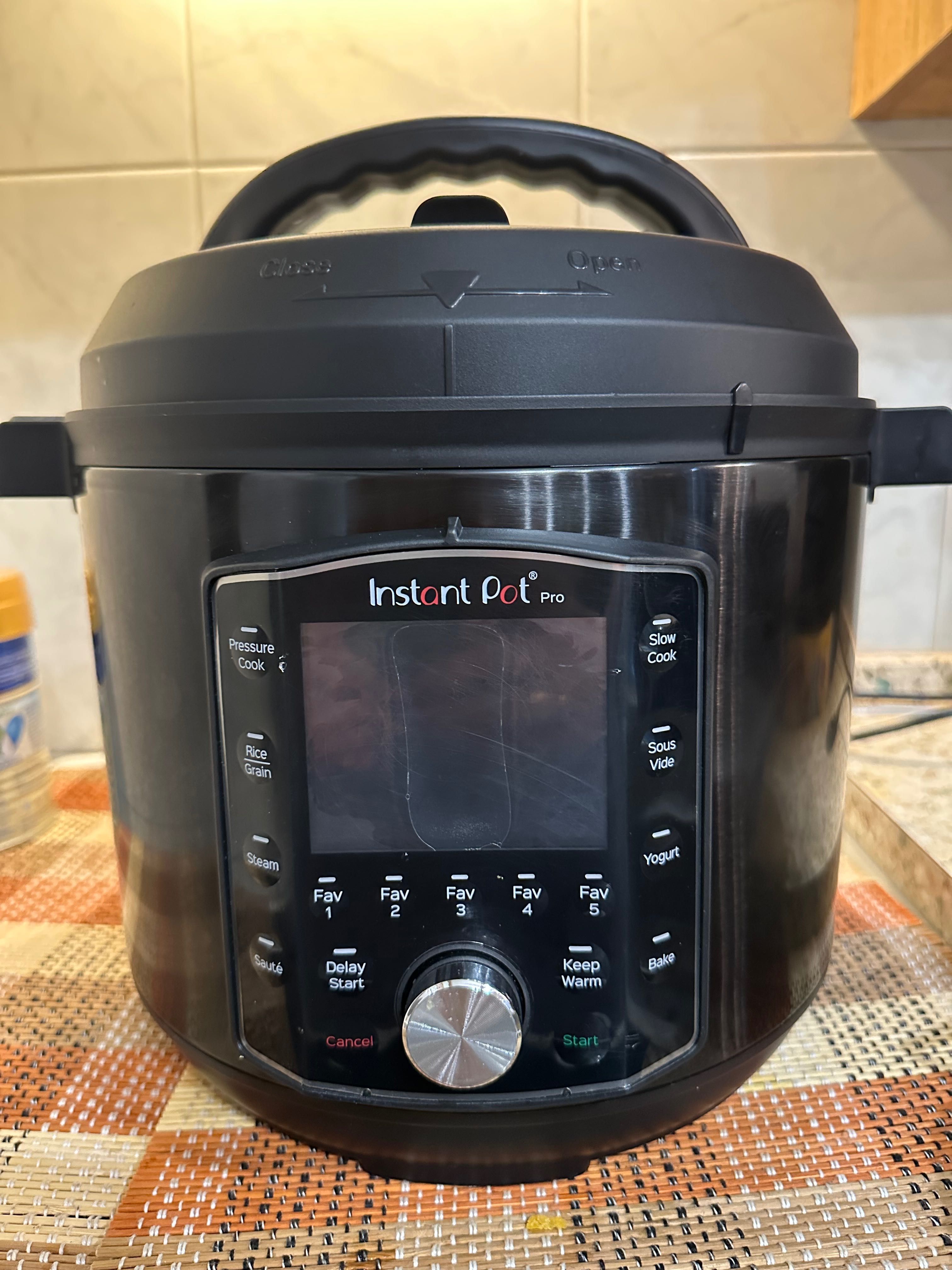 Мултикукър Instant Pot Pro