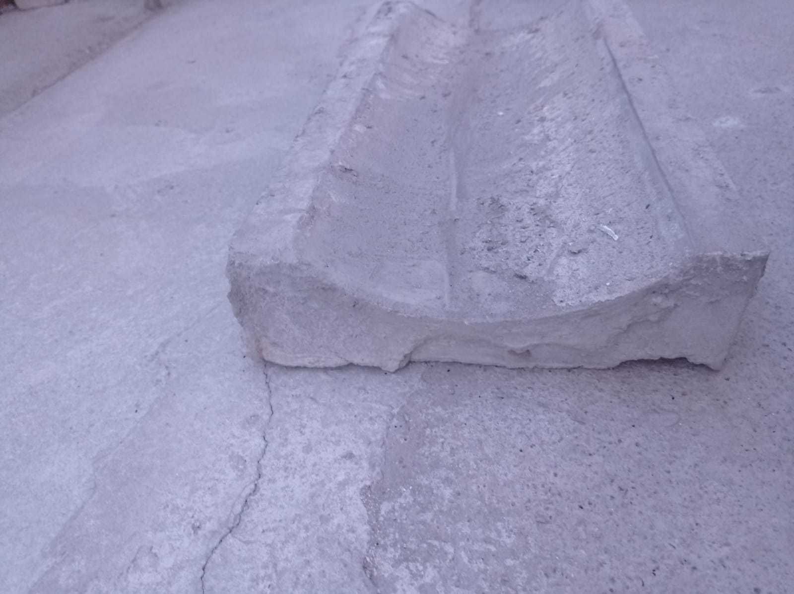 лоток водостока  бетонный