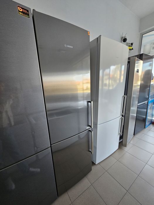 Хладилник с фризер BOSCH