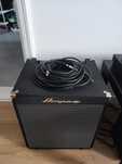 Vând Ampeg Rocket Bass RB 110