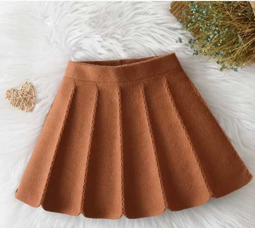 Fustă plisată pentru fete