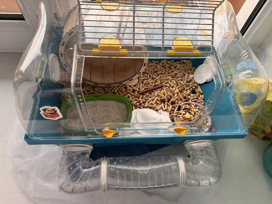 Продам клетку для Хомяка